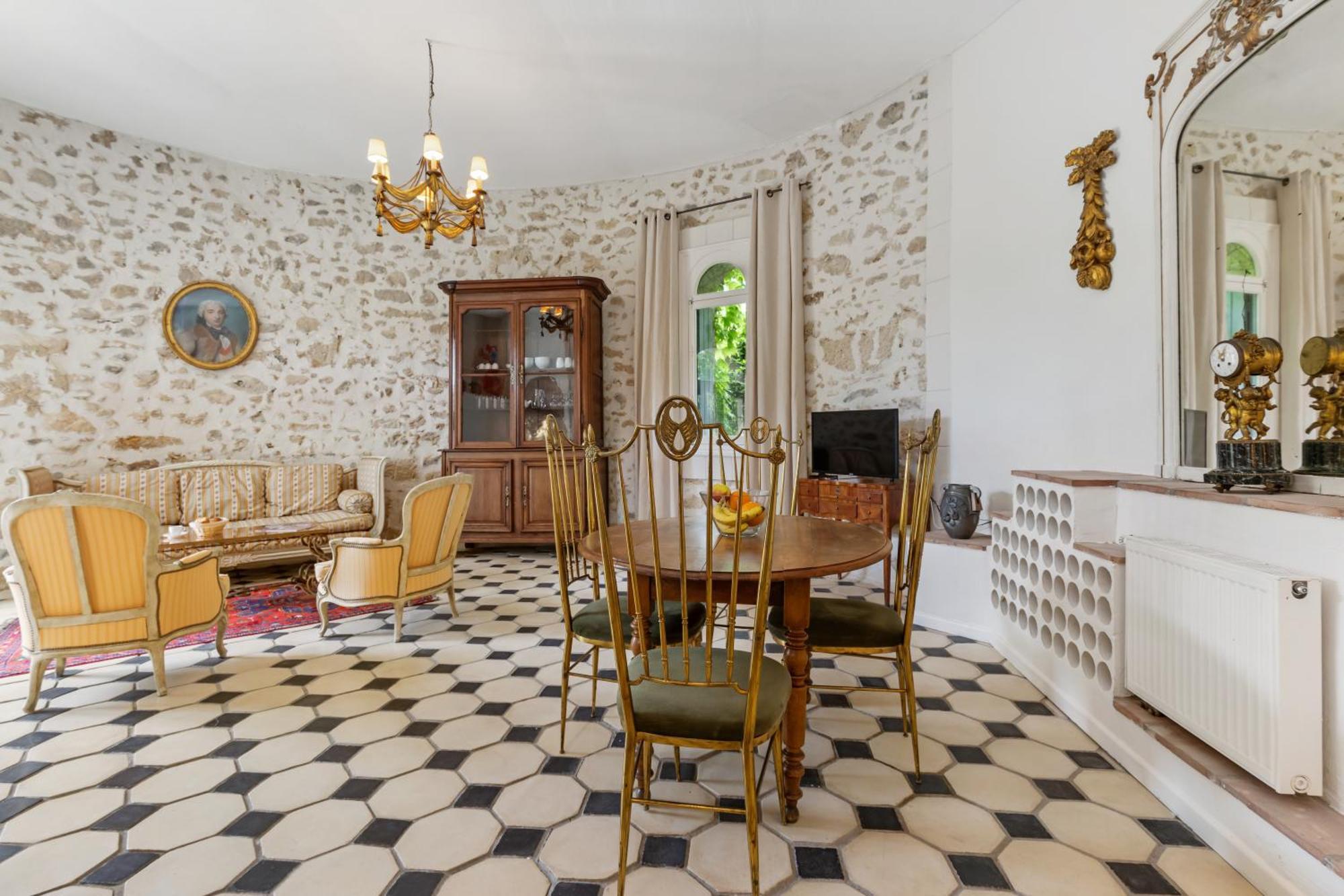Chateau Hermitage De Combas Aparthotel Servian Kültér fotó