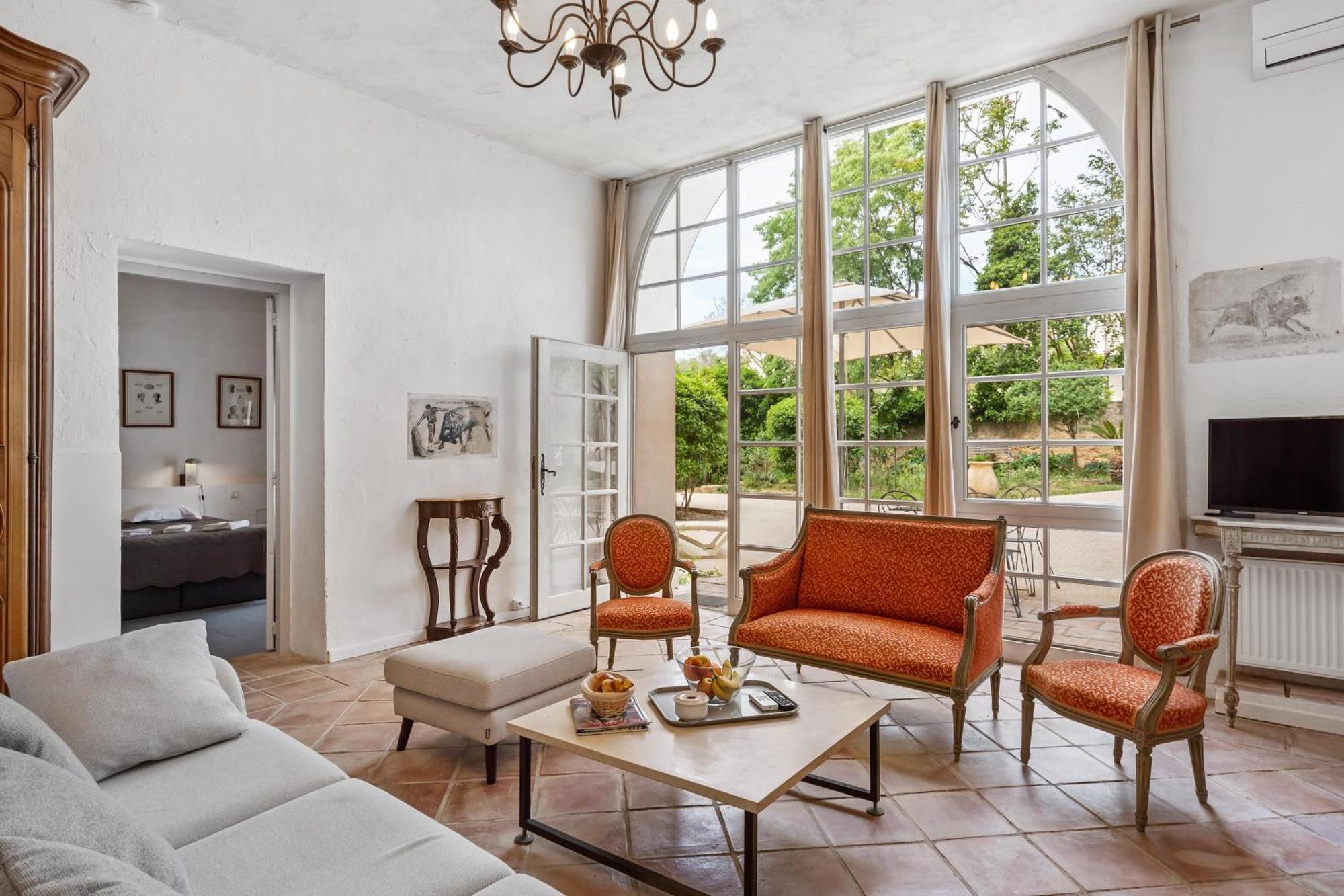 Chateau Hermitage De Combas Aparthotel Servian Kültér fotó