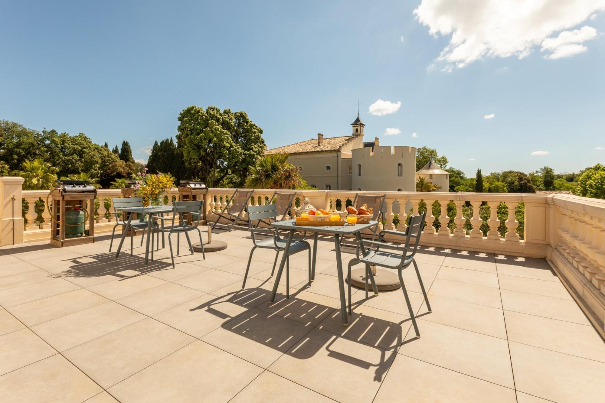 Chateau Hermitage De Combas Aparthotel Servian Kültér fotó