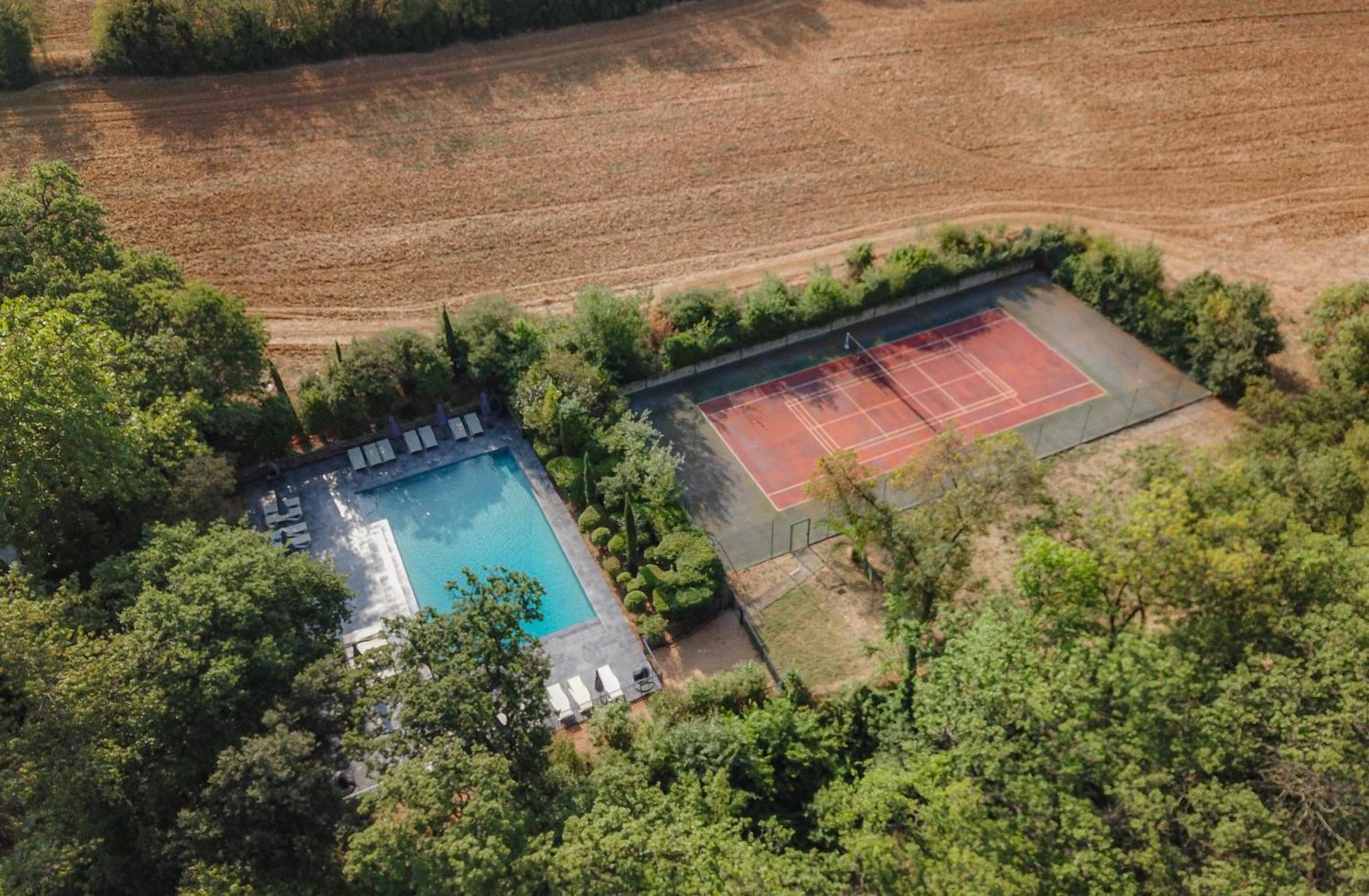 Chateau Hermitage De Combas Aparthotel Servian Kültér fotó