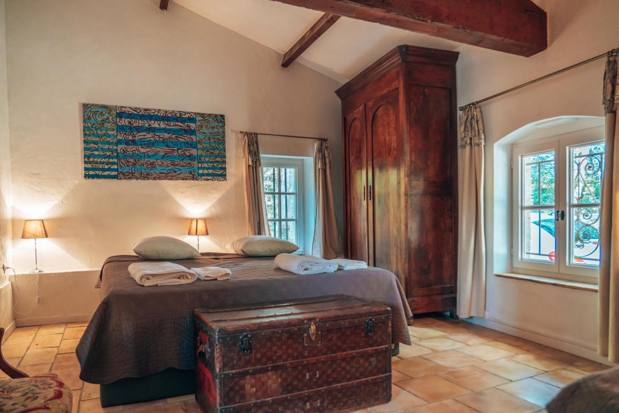 Chateau Hermitage De Combas Aparthotel Servian Kültér fotó