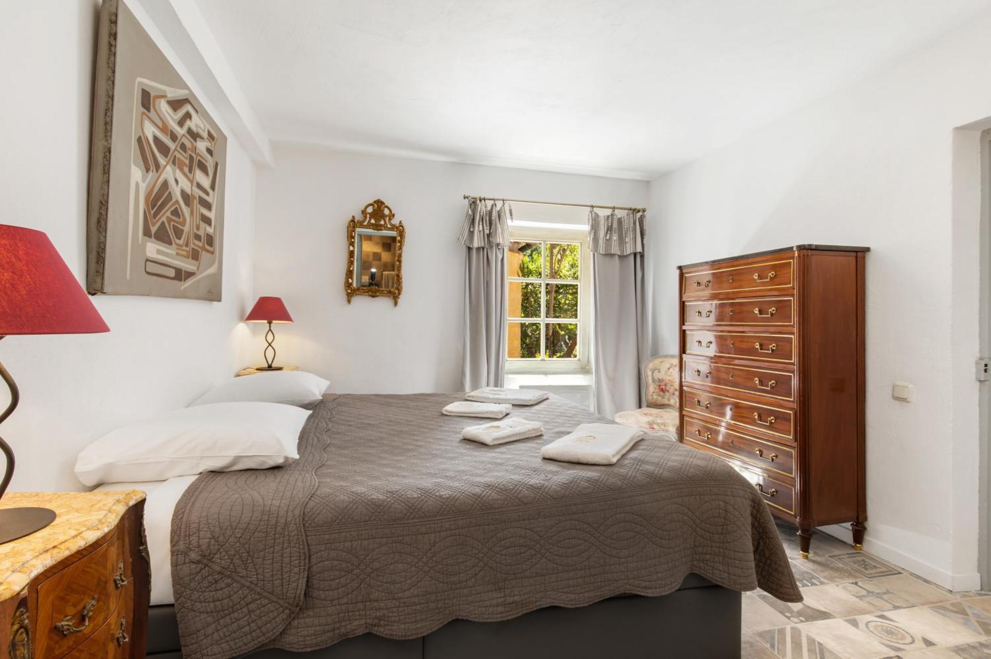 Chateau Hermitage De Combas Aparthotel Servian Kültér fotó